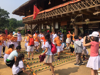 Tuyên Quang: Chấn chỉnh nhà trường về thu tiền học sinh đi tham quan