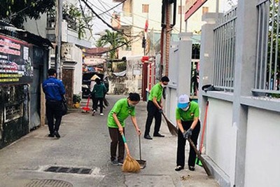 Khánh Hoà: Ra quân tổng dọn vệ sinh môi trường tại phường Vạn Thắng