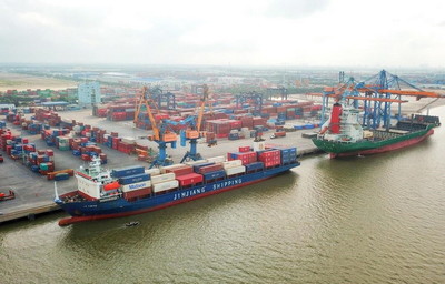 Siết chặt kiểm soát tải trọng phương tiện đường bộ tại các cảng biển