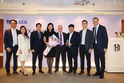 Vietcombank nhận danh hiệu Best FXall Taker tại lễ trao giải thưởng Refinitiv Vietnam FX Awards 2023