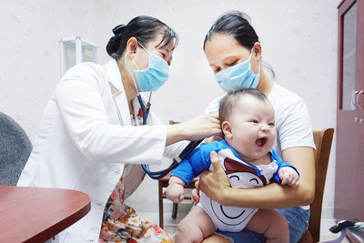Hướng dẫn mới nhất của Bộ Y tế về khám sàng lọc trước tiêm chủng cho trẻ em