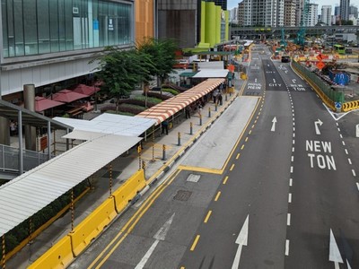 Lắp mái che vỉa hè đường Lê Lợi: Kinh nghiệm từ Singapore
