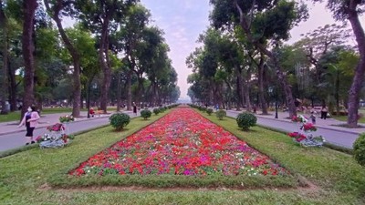 Bảo tồn không gian cây xanh - mặt nước của Hà Nội: Chú trọng từ các đồ án quy hoạch đô thị