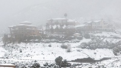 Mỹ: Tuyết rơi kỷ lục, bang California ban bố tình trạng thảm hoạ