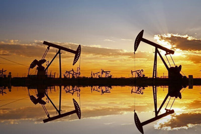 Giá xăng dầu hôm nay 7/4: Cập nhật giá xăng dầu trong nước, quốc tế