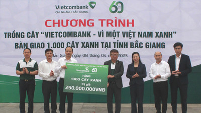 Ngân hàng Vietcombank tặng 1 nghìn cây xanh cho tỉnh Bắc Giang
