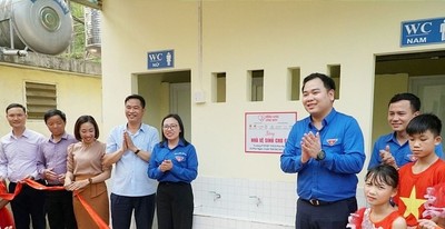 Lào Cai: Khánh thành công trình "Nhà vệ sinh cho em"