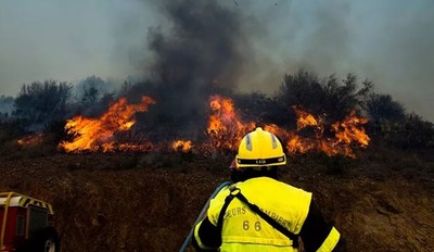 Cháy rừng tại Pháp lan sang Tây Ban Nha khiến hơn 1000ha rừng bị thiêu rụi