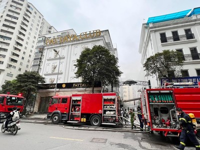 Hà Nội: Cháy lớn tại quán karaoke Pattaya Club