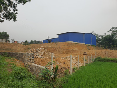 Thái Nguyên: DN “hô biến” hàng nghìn m2 đất nông nghiệp thành nhà xưởng