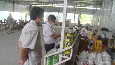 An Giang: Ra quân kiểm tra an toàn thực phẩm ở Tri Tôn
