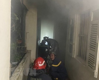 Hà Nội: Dập tắt đám cháy tại khu tập thể Thành Công