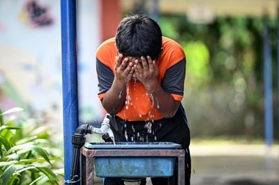Malaysia: Dừng các hoạt động ngoài trời của học sinh do nắng nóng