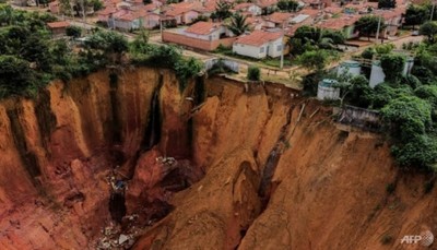 Một thành phố ở Brazil sống bên bờ vực thẳm