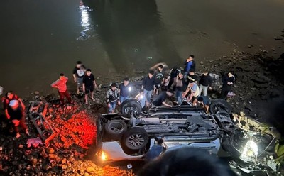 Lạng Sơn: Ô tô lao xuống sông Kỳ Cùng, một người tử vong