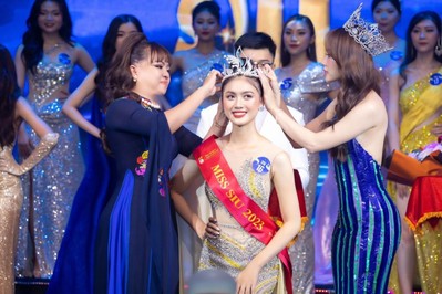 Phạm Thị Quỳnh Như đội vương miện 2 tỷ đồng, lộng lẫy đăng quang Miss SIU