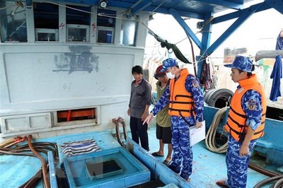 Kiên Giang: Bắt giữ tàu vận chuyển 30.000 lít dầu DO trái phép