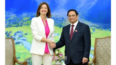 Thủ tướng Phạm Minh Chính tiếp Phó Thủ tướng, Bộ trưởng Ngoại giao Slovenia
