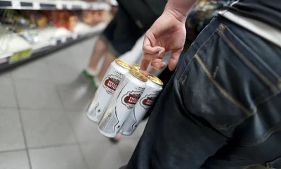 Quốc gia đầu tiên trên thế giới dán nhãn cảnh báo sức khỏe trên đồ uống có cồn