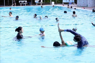 TP Lạng Sơn phát động toàn dân tập luyện môn bơi phòng, chống đuối nước
