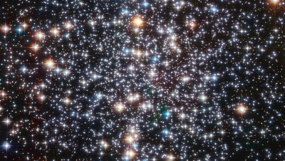 Kính viễn vọng Hubble phát hiện "hố đen ẩn" hiếm gặp trong Dải Ngân hà