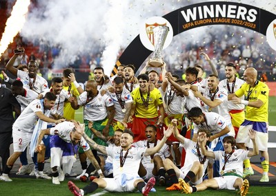 Sevilla vô địch Cúp C2 (Europa League) mùa giải 2022/23