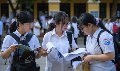 Đáp án, đề thi môn Ngữ văn tuyển sinh lớp 10 tỉnh Hải Dương năm 2023