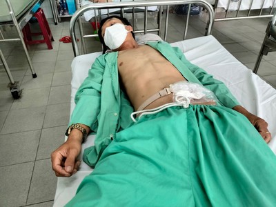 Quảng Nam: Dân bị chủ thầu đánh nhập viện khi tố con đường đang thi công kém chất lượng