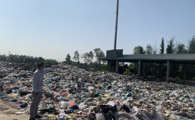 Thái Thụy - Thái Bình: Hình thức chôn lấp rác hợp vệ sinh đang dần bị lấp đầy