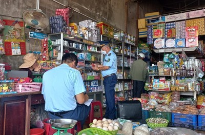 Đắk Nông: Kiểm tra an toàn thực phẩm phục vụ thí sinh tại Đắk R'lấp