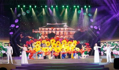 Chương trình nghệ thuật kỷ niệm 325 năm thành lập Sài Gòn – TP.HCM