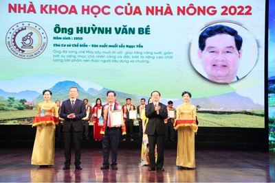 Doanh nhân Huỳnh Văn Bé – “Ông Bụt” của người nghèo