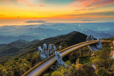 Cầu Vàng (Đà Nẵng) lọt top 10 cây cầu mang tính biểu tượng trên thế giới