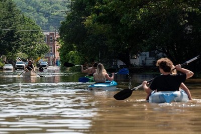 Mỹ ban bố tình trạng khẩn cấp do lũ lụt tại bang Vermont
