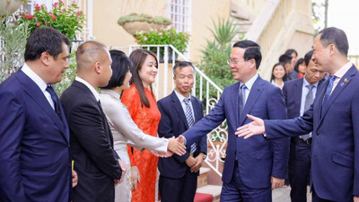 Chủ tịch nước Võ Văn Thưởng gặp mặt Kiều bào Việt Nam ở Italy