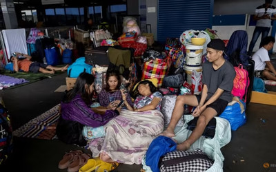 Bão Doksuri đổ bộ Philippines, hàng nghìn người chịu cảnh mất điện
