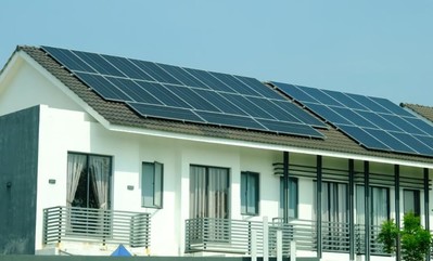 Malaysia thuê mái nhà người dân để đặt pin sản xuất điện Mặt trời