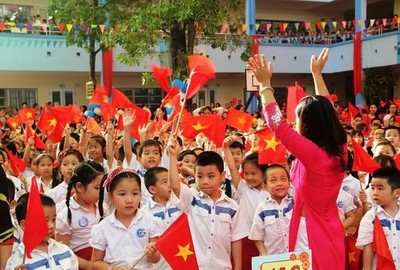 Mức thu học phí năm học 2023-2024 ở Hà Nội là bao nhiêu?