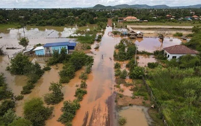 Campuchia: Mưa lớn gây ngập lụt cục bộ tại nhiều địa phương