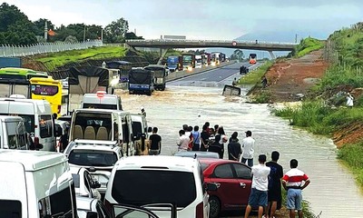 Cao tốc Phan Thiết - Dầu Giây bị ngập nước: Lỗi tại... ông Trời?