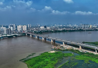 Cầu Vĩnh Tuy 2 với số vốn hơn 2.500 tỷ đồng sắp được thông xe