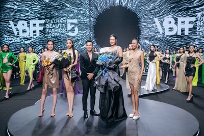 Lộ diện những thí sinh nổi bật trong đêm thi đầu tiên của Miss Grand Vietnam 2023