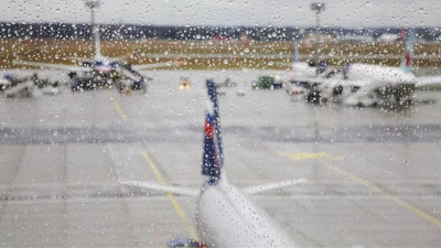 Đức: Sân bay Frankfurt huỷ nhiều chuyến bay do mưa lớn
