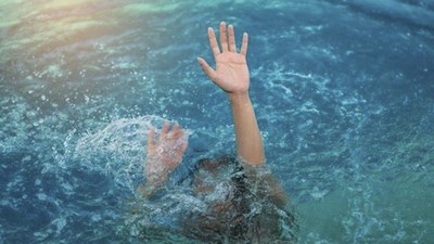 Học sinh lớp 11 ở Hưng Yên tử vong do đuối nước tại bể bơi