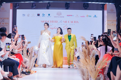 Ra mắt Bộ sưu tập Thời trang Xuân Hè 2024 - MONCHERI in MUCACHA của Nhà Thiết kế Nguyễn Lan Anh