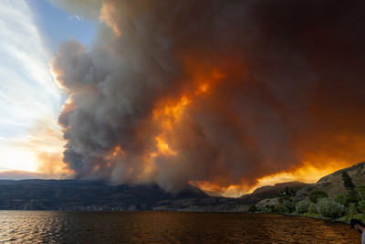 Canada: Cháy rừng khiến hàng chục nghìn người phải đi sơ tán