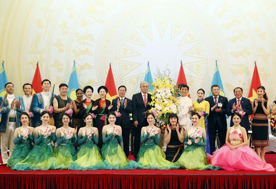 Chủ tịch nước Võ Văn Thưởng chủ trì chiêu đãi Tổng thống Kazakhstan
