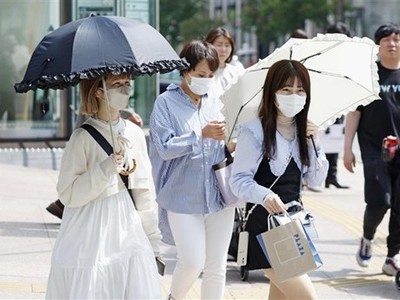 Nhiệt độ tiếp tục tăng cao ở khắp các khu vực tại Nhật Bản
