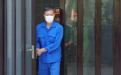 Cựu Giám đốc CDC Đà Nẵng lĩnh án 11 năm tù vì tham ô vật tư chống dịch