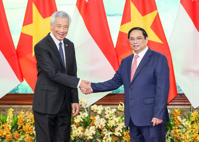 Việt Nam và Singapore ký kết 7 văn kiện hợp tác song phương